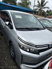 Toyota Voxy Hybrid ZS Kirameki 2WD 7-Seater 2017 Silver for sale