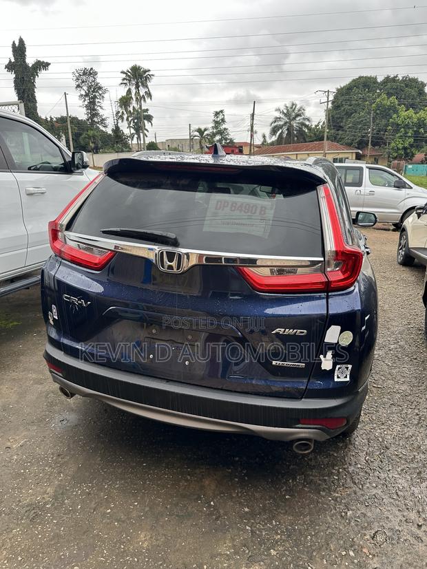 Honda CR-V Touring AWD 2018 Blue