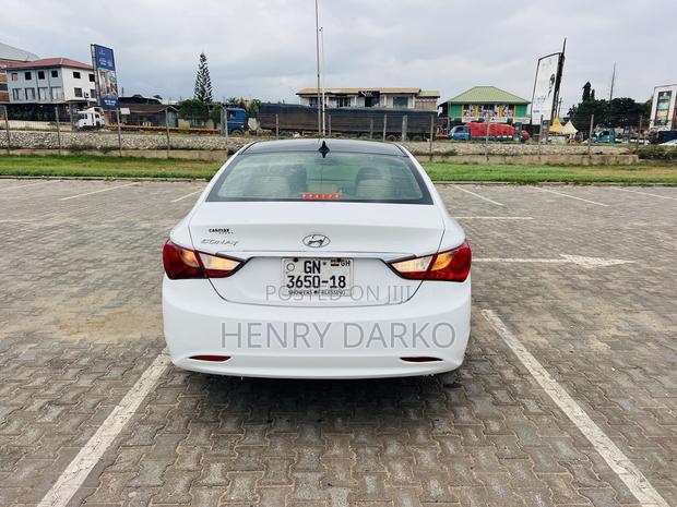 Hyundai Sonata 2012 White