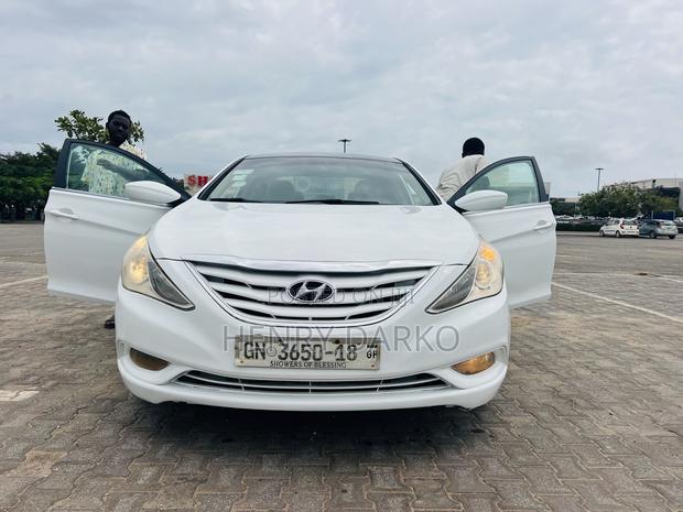 Hyundai Sonata 2012 White