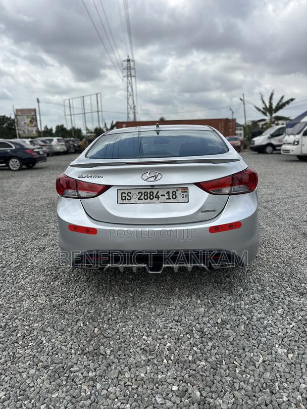 Hyundai Elantra Limited 2012 Silver