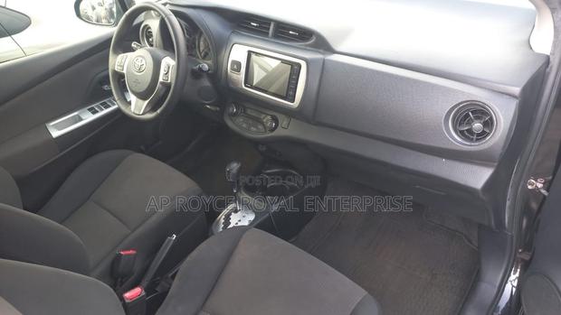 Toyota Vitz 1.3 FWD 3dr 2015 Black