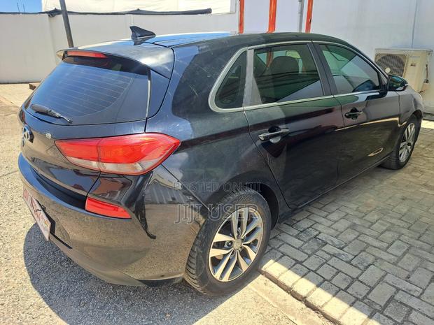 Hyundai Elantra 2019 Black