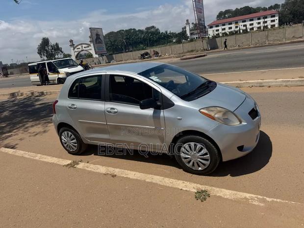 Toyota Yaris 2008 Silver