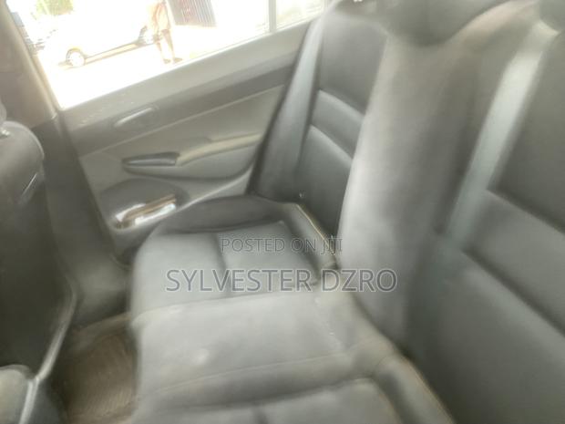 Honda Civic 2011 Brown