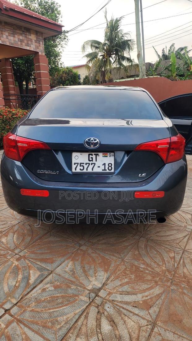 Toyota Corolla 2017 Gray