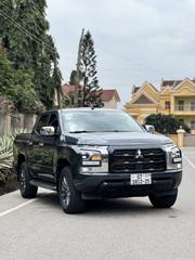 Mitsubishi L200 2024 Gray for sale