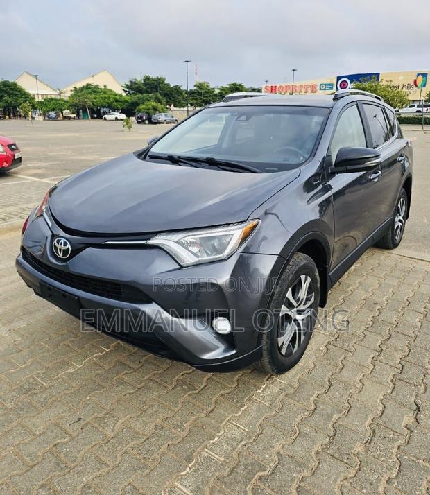 Toyota RAV4 2018 Gray