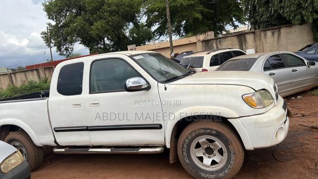 Toyota Tundra Automatic 2003 White