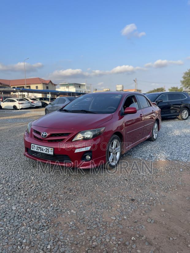Toyota Corolla S 4dr Sedan (1.8L 4cyl 4A) 2013 Red