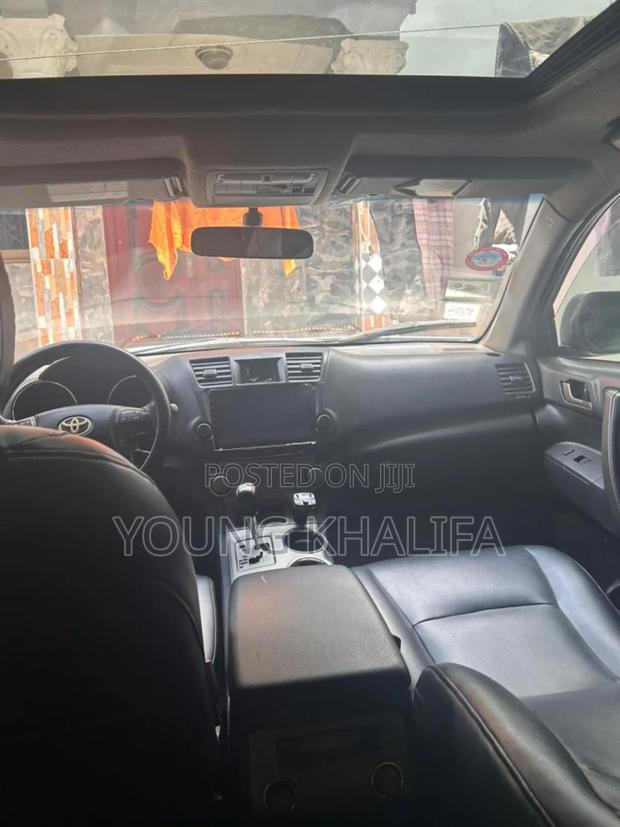 Toyota Highlander 2013 Silver