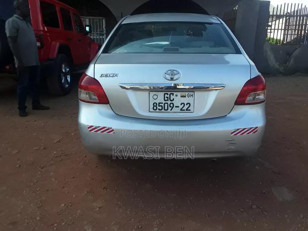 Toyota Belta 2010 Gray