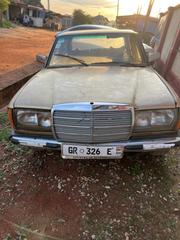 Mercedes-Benz 300D 1985 Gold for sale