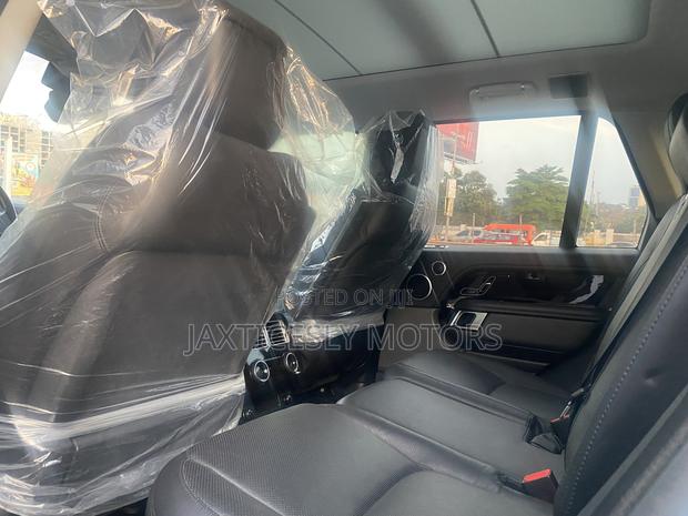 Land Rover Range Rover 3.0L V6 Supercharged HSE 2019 White