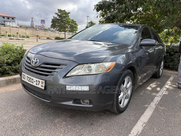 Toyota Camry 3.5 LE 2008 Gray