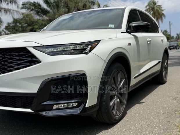 Acura MDX w/A-Spec Package 2026 White