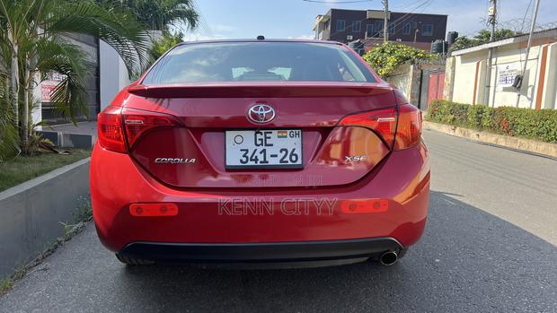 Toyota Corolla XSE (1.8L 4cyl 2A) 2018 Red
