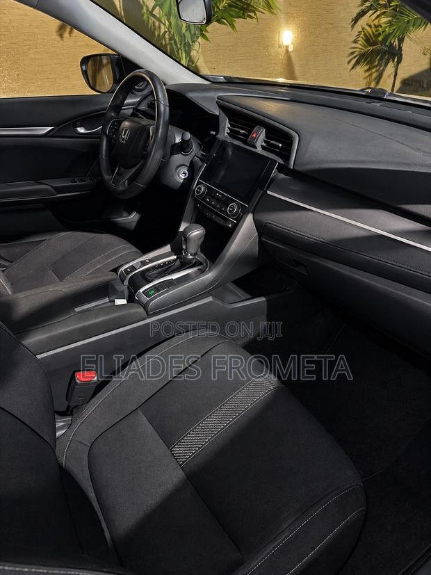 Honda Civic EX-L 4dr Sedan (1.5L 4cyl) 2017 Burgundy