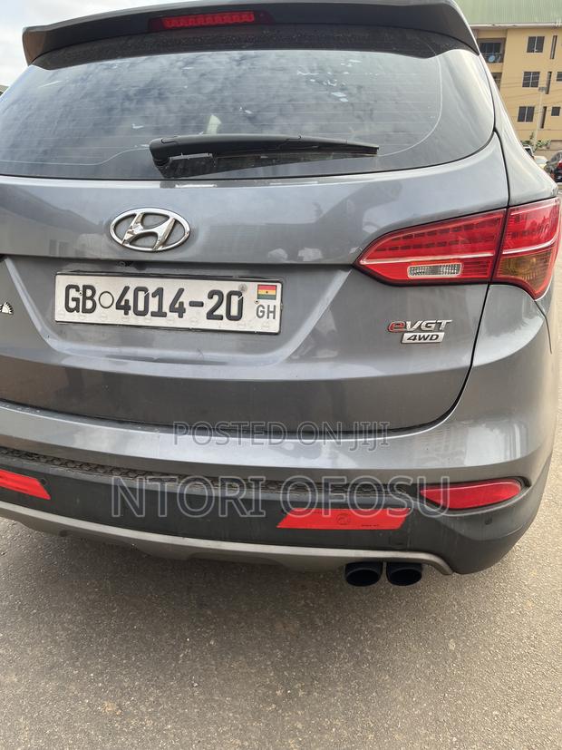 Hyundai Santa Fe 2014 Gray