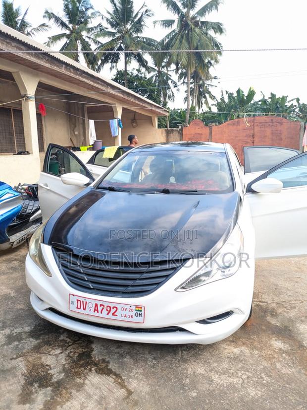 Hyundai Sonata GLS Sedan FWD (2.4L 4cyl 6A) 2012 Black