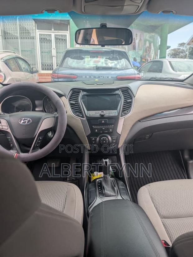 Hyundai Santa Fe 2015 White