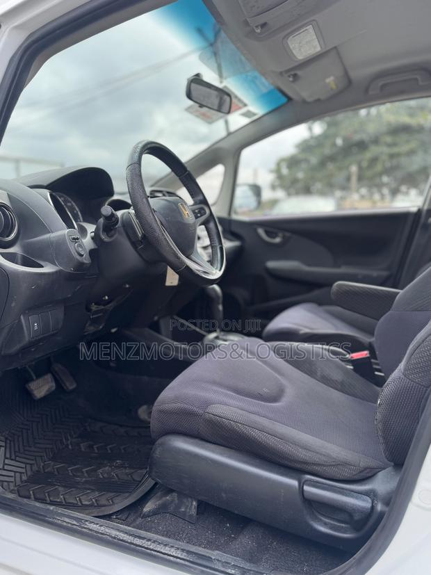 Honda Fit Automatic 2012 White