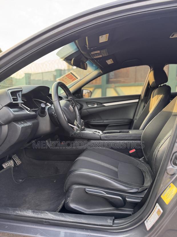 Honda Civic Sport 2021 Gray