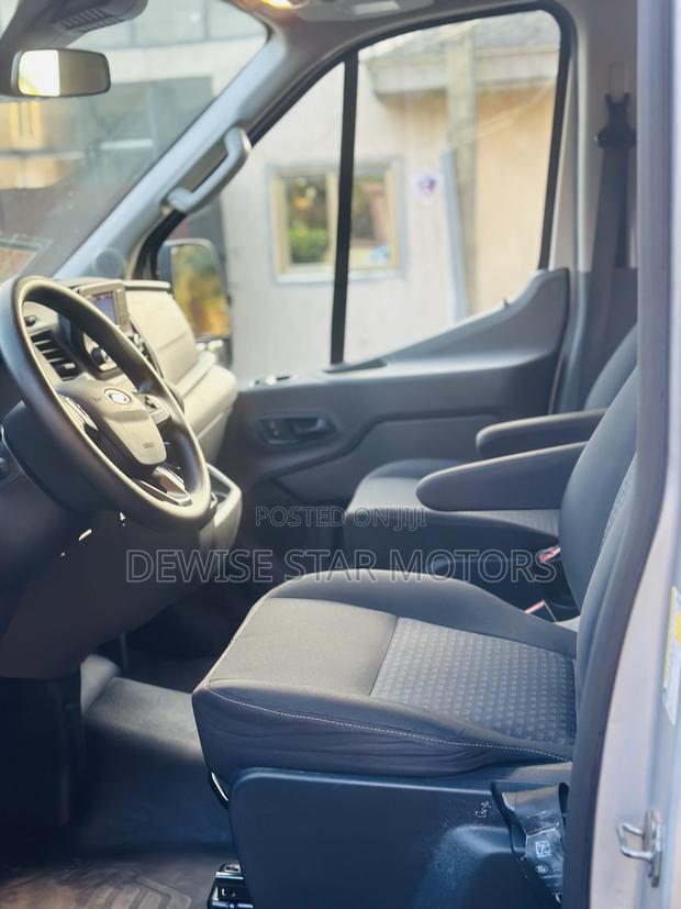 Ford Transit Crew Van 350 High Roof Van w/148" WB 2023 Silver