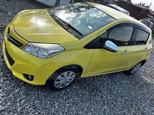 Toyota Vitz 1.5 FWD 3dr 2013 Yellow