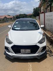 Hyundai Elantra Limited Sedan FWD (1.8L 4cyl 6A) 2013 White for sale