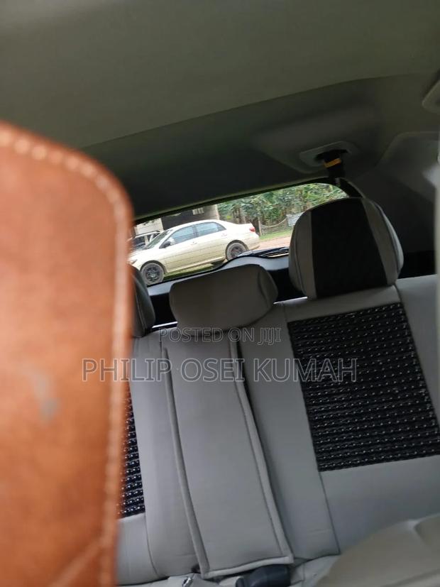 Toyota RAV4 XLE 4dr SUV AWD (2.5L 4cyl 6A) 2018 Black