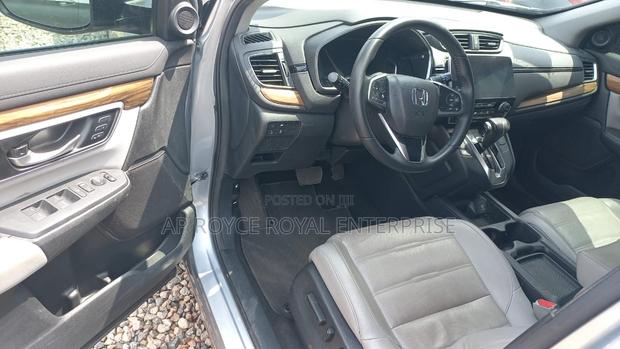 Honda CR-V Touring 4dr SUV AWD (1.5L 4cyl CVT) 2017 Silver