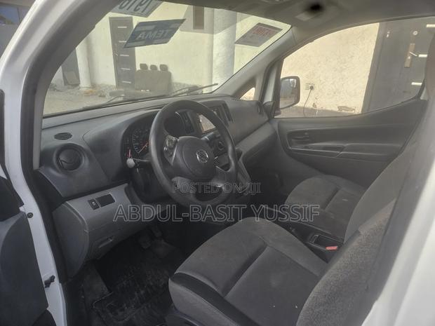 Nissan NV3500 2015 White