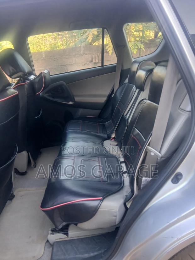 Toyota RAV4 2.5 4x4 2010 Silver