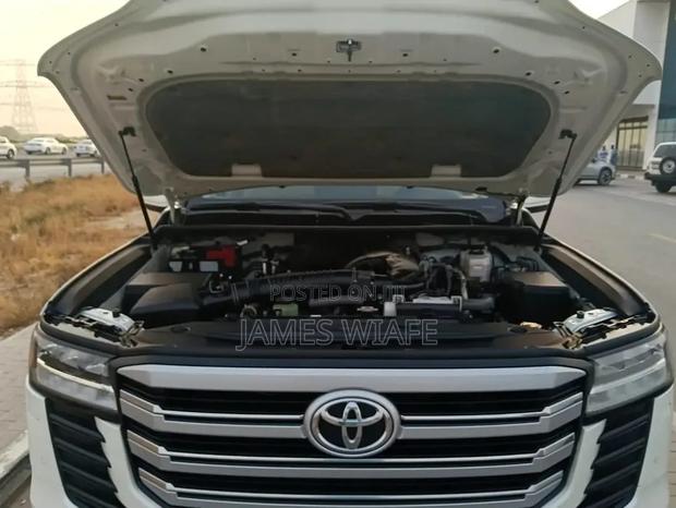 Toyota Land Cruiser Cygnus 4.7 2007 White