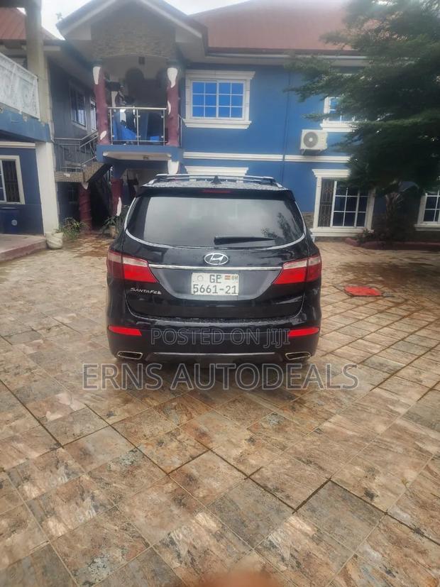 Hyundai Santa Fe GLS 4dr SUV AWD (3.3L 6cyl 6A) 2014 Black