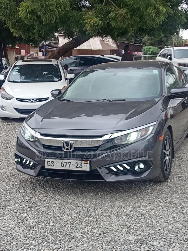 Honda Civic LX 4dr Sedan (2.0L 4cyl) 2016 Silver