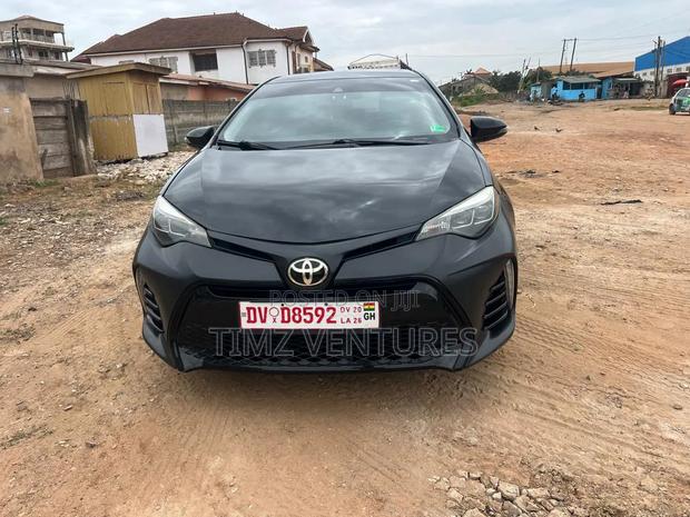 Toyota Corolla 2017 Black