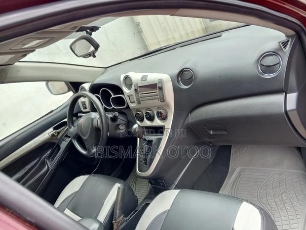 Pontiac Vibe 1.8L 2010 Red