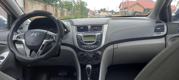 Hyundai Accent GLS 4dr Sedan (1.6L 4cyl 6A) 2014 Silver