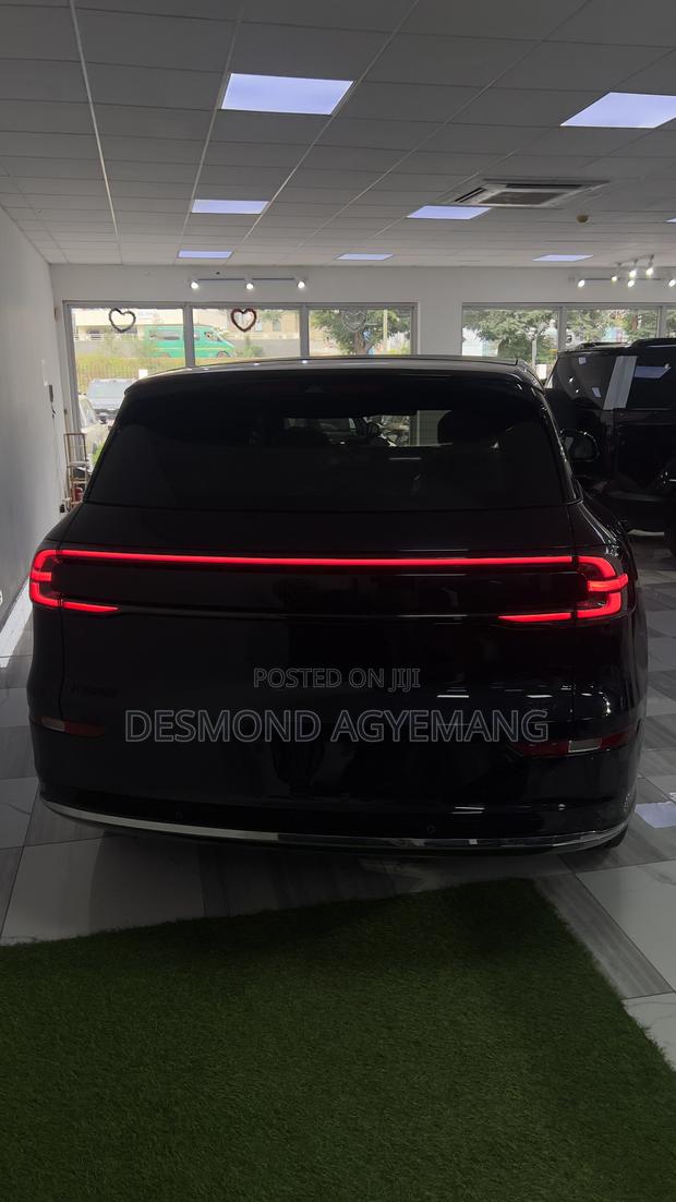 New Changan Nevo Q07 2025 Black