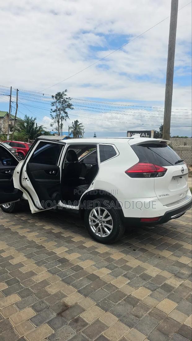 Nissan X-Trail 2019 White