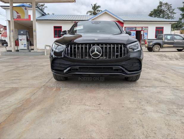 Mercedes-Benz C43 2023 Black