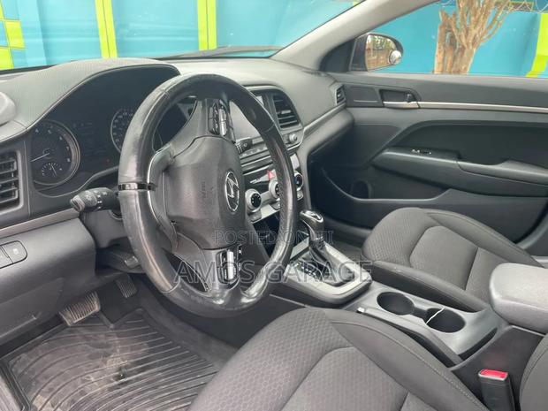 Hyundai Elantra Limited 2020 Black