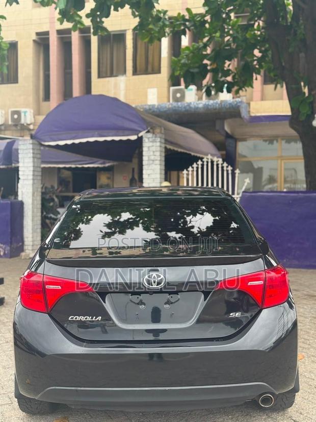 Toyota Corolla 2019 Black