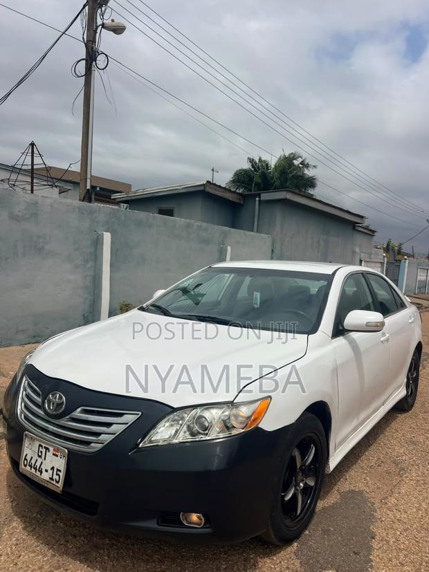 Toyota Camry Base 4dr Sedan (2.4L 4cyl 5M) 2009 White