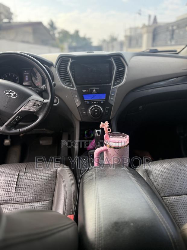 Hyundai Santa Fe 2012 White