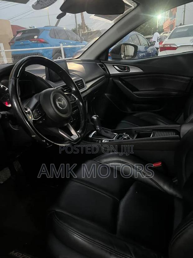 Mazda 3 2018 Black