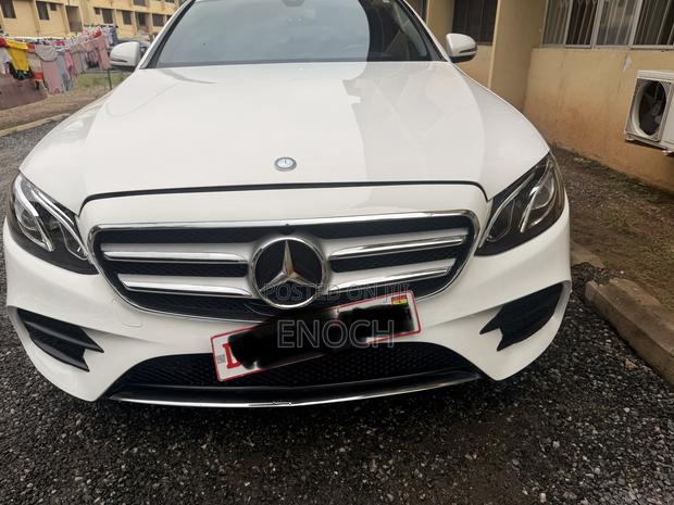Mercedes-Benz E300 Base RWD Sedan (2.0L 4cyl 9A) 2017 White