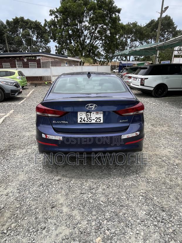 Hyundai Elantra Limited 2018 Blue